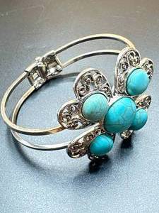 Turquoise Clasp Bracelet