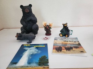 lot 3 image: Collectibles Souvenirs Yellowstone National Park Etc.