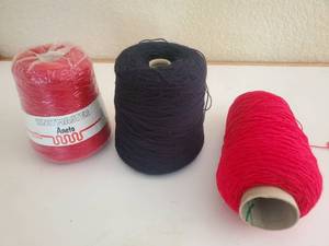lot 45 image: Three Skeins Yarns-Knitmaster-Red -Black