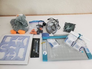 lot 52 image: Miscellaneous Art Supplies-Carl RT-200 12 Professional Rotary Trimmer and Extra Blades Etc.