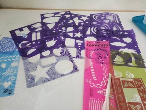 lot 64 image: Hobbies Crafts Art Supplies Fashion Templates