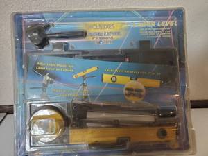lot 90 image: Laser Level-Rotating Leveling Head-Adjustable Mount For Laser Level Or Camera--41 Folding Tripod