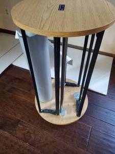 lot 105 image: Bulman R1499 Revolving Vertical Oak Suzy Rack To Display Wrapping Paper