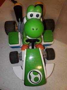 lot 116 image: Carrera Evolution 27730 Mario Kart -Yoshi Slot Car...