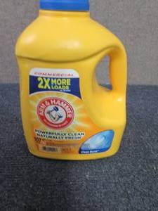 3.5- 144.5 oz Jugs Arm & Hammer Cle...