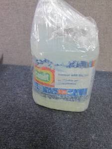 2 Gallons Comet Cleaner with Bleach...