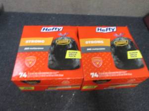 2- 74 ct Boxes Hefty 30 Gallon Draw...