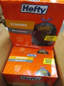 3- 74 ct Boxes Hefty 30 Gallon Draw...