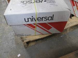 Case of Universal Copy Paper 20 lb ...