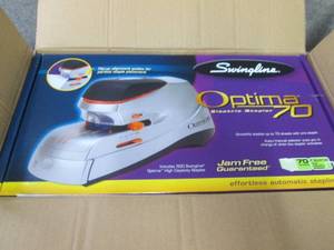 Swingline� Optima� 70 Electric St...