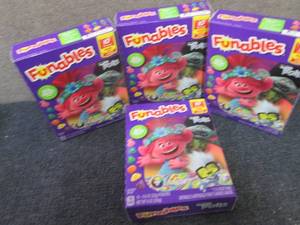 4- 8oz Boxes Funables Trolls Fruit ...