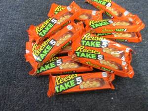 12- 1.5 oz Reeses Take 5 Bars...