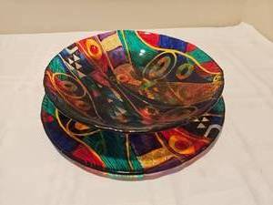 lot 28 image: Maximalist Glass Bowl & Plate