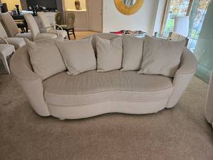 lot 9 image: Modern Preview Furniture White Kidney Sofa