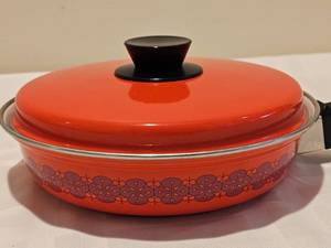 lot 36 image: Vintage Orange 10.5 Skillet Enamel Cookware Lid MCM Purple Design