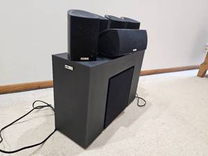 lot 18 image: Polk Audio Home Theater Speakes 5.1