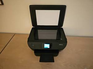 lot 71 image: HP Envy 5660 Home Printer