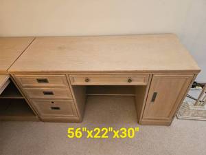 lot 45 image: Staney Furniture Home Office Station