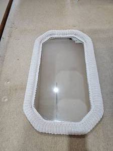 lot 52 image: Traditional Wicker Wall Mirror