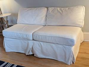 Pottery Barn Slipcover Sofa