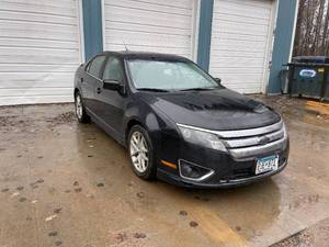 2010 Ford Fusion SEL AWD with 194,000 miles