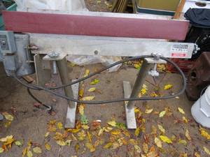 lot 39 image: Stand Up Belt Sander