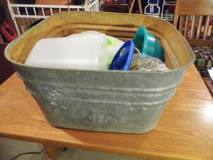 Vintage Metal Wash Bin