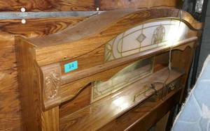 lot 14 image: Headboard and frame that matches item 13