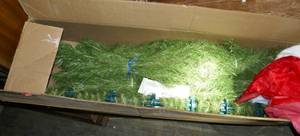 lot 22 image: Christmas tree