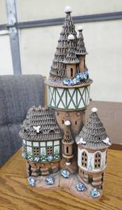 lot 56 image: super cute clay and glazed tile castle - tea lite or incense burner