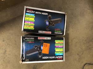 Lot of 2 TowSmart Up to 14,000 lb. 1-78 in., 2 in, and 2-516 in. Ball Diameters Adjustable Trailer Tri-Ball Mount with Hook   Customer Returns See Pictures