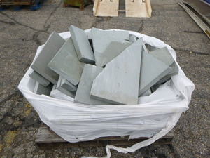lot 110 image: Pallet of Bluestone Pavers