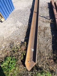 lot 20 image: Pair of U-Channel Steel