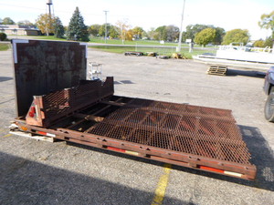 lot 38 image: Utility Flatbed