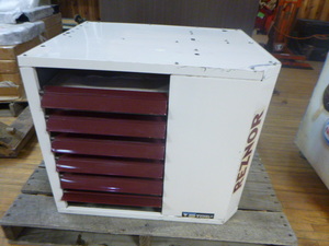 lot 50 image: Reznor V3 Tcore 2 Hanging Furnace