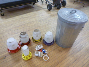 lot 69 image: 5 Chicken Feeders
