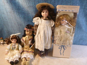 lot 85 image: 4 Porcelain Dolls