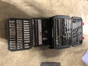 Husky Mechanics Tool Set (290-Piece) Customer Returns See Pictures