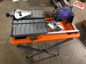RIDGID 9 Amp 7 in. Blade Corded Wet Tile Saw with Stand  Customer Returns See Pictures