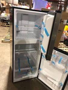 Magic Chef 10.1 cu. ft. Top Freezer Refrigerator in Platinum Steel  Customer Returns See Pictures