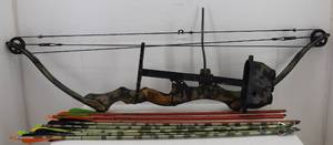 Martin Firecat Compound Bow w Case & Arrows