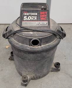Craftsman WetDry Vac w Hose