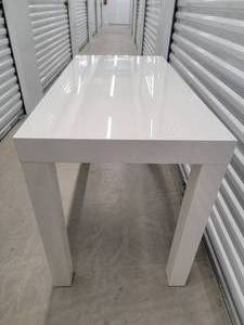 lot 24 image: West Elm White Hi Gloss Desk with 2 Drawers
