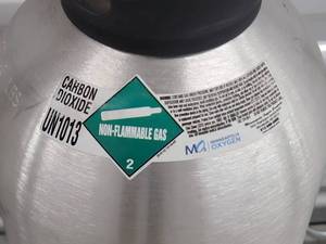 lot 101 image: Carbon Dioxide Kegerator Tanks, 2