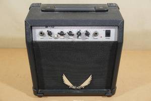 Dean M-10 10 Watt Guitar Amp
