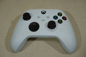 Microsoft XBOX Wireless Controller -White