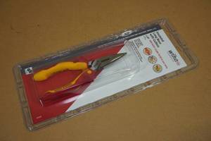 Wiha Insulated Long Nose with Cutters