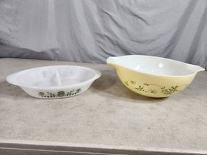 Vintage Pyrex and Glassbake