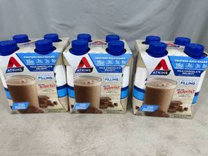 12 Atkins Protein Shakes - Chocolate