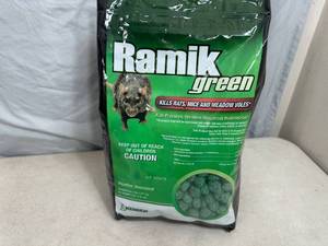 New 4 lb Bag of Ramik Green Weather Resistant Mouse Poison
